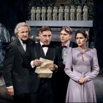 Открыта продажа билетов на дополнительный показ спектакля «И никого не стало», который состоится 18 марта 2026 года. 